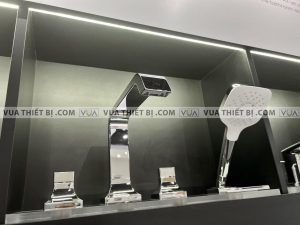 Vòi sen xả bồn tắm TOTO TBG08202A gắn bồn 4 lỗ GC