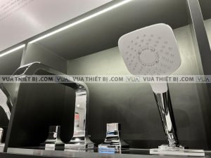 Vòi sen xả bồn tắm TOTO TBG08202A gắn bồn 4 lỗ GC