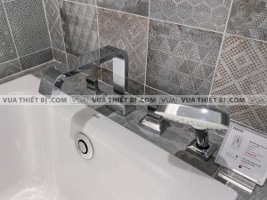 Vòi sen xả bồn tắm TOTO TBG08202A gắn bồn 4 lỗ GC