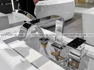 Vòi sen xả bồn tắm TOTO TBG08305A gắn bồn 3 lỗ GC