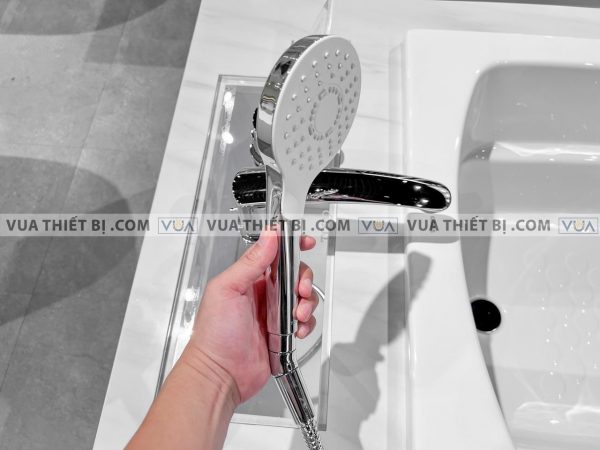 Vòi sen xả bồn tắm TOTO TBG09305A gắn bồn 3 lỗ GM