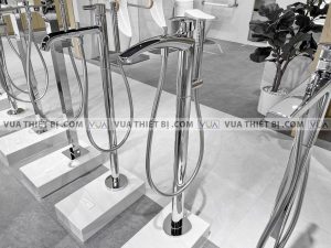 Vòi sen xả bồn tắm TOTO TBG09306A/TBN01105B đặt sàn GM