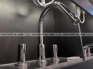 Vòi sen xả bồn tắm TOTO TBG11201B gắn bồn 3 lỗ GF