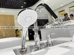 TOTO TBG11305A - Vòi sen xả bồn tắm gắn bồn 3 lỗ GF 6 Vòi sen xả bồn tắm TOTO TBG11305A gắn bồn 3 lỗ GF