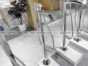 Vòi sen xả bồn tắm TOTO TBG11306A/TBN01105B đặt sàn GF