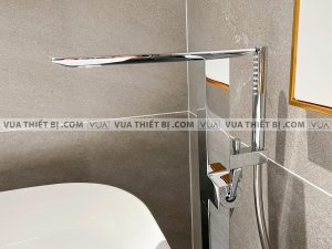 Vòi sen xả bồn tắm TOTO TBP02303A/TBN01105B đặt sàn ZL