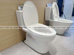 TOTO CS302DE2#W - Bồn cầu thông minh nắp rửa cơ TCW07S 6 CS302DT10W Hinh anh thuc te Bon cau 2 khoi TOTO nap em vuathietbi.com 6