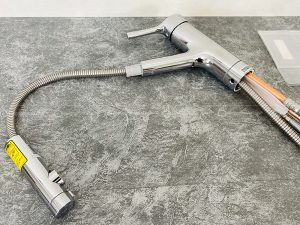 Vòi rửa bát TOTO TKS05305JA nóng lạnh rút dây 3 Voi rua bat TOTO TKS05305JA nong lanh rut day 4