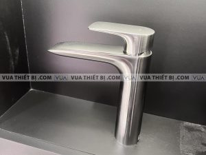 TOTO TLG04306B - Vòi lavabo cổ cao nóng lạnh GA 8 anh thuc te voi chau lavabo toto tlg04304bbn co cao nong lanh ga 3