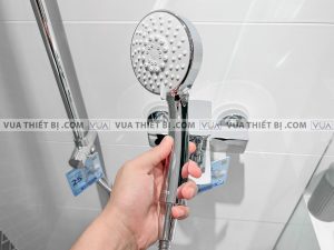 TOTO DM907CS TBS04302V DGH104ZR - Vòi sen cây nóng lạnh 8 anh thuc te voi sen cay toto dm907c1s tbg02302v dgh108zr nong lanh 7