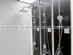 TOTO DM907CS TBS03302V DGH104ZR - Vòi sen cây nóng lạnh 4 anh thuc te voi sen cay toto dm907cs tbs01302v dgh104zr nong lanh lb 2