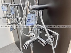 TOTO DM907CS TBS02302V DGH104ZR - Vòi sen cây nóng lạnh 7 anh thuc te voi sen cay toto tbw01001b tbs02302v tbw01008a nong lanh 3