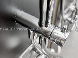 TOTO TBW02001BA TBG04302VA TBW02005A - Vòi sen cây nóng lạnh 3 anh thuc te voi sen cay toto tbw02001b tbw02001b1 tbw02001ba 2